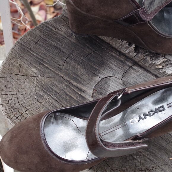 Brown Suede Wedge Ladies Shoes By DKNC - Picture 3 of 5